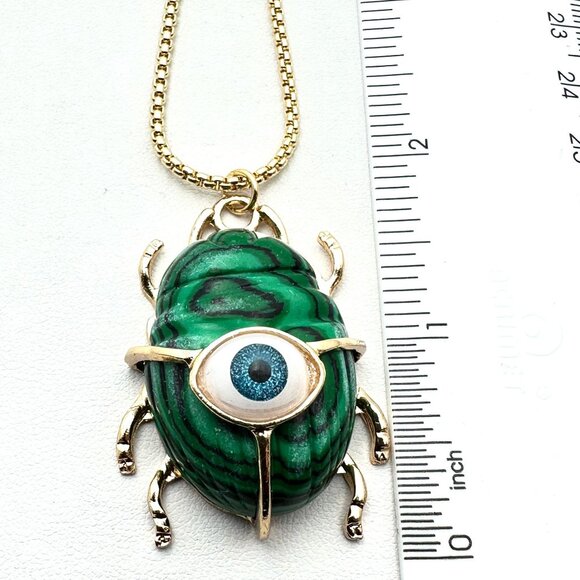 Evil Eye Necklace Green Malachite Gemstone Scarab Beetle Pendant Gold Plated - Picture 4 of 4